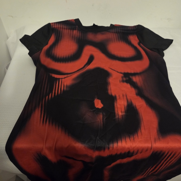 SHEIN Dresses & Skirts - Red and Black Women's Top